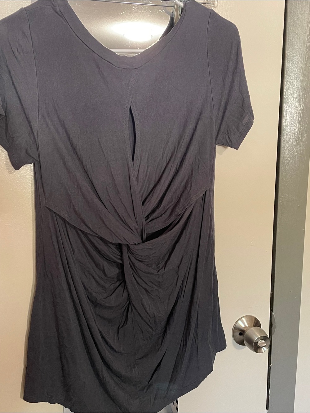 Red by BKE Tunic Viscose Top Soft SS Scoop Neck, Womens Gray T-shirt w/knot S/M